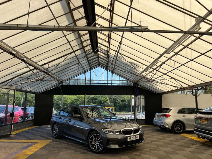 BMW 3 SERIES 2.0 330e 12kWh Sport Pro Auto Euro 6 (s/s) 4dr