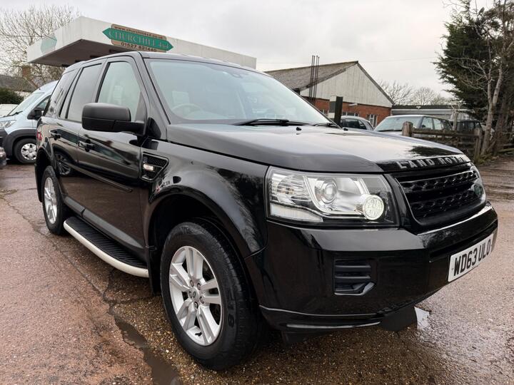 Land Rover Freelander 2 2.2 TD4 Black And White CommandShift 4WD Euro 5 5dr