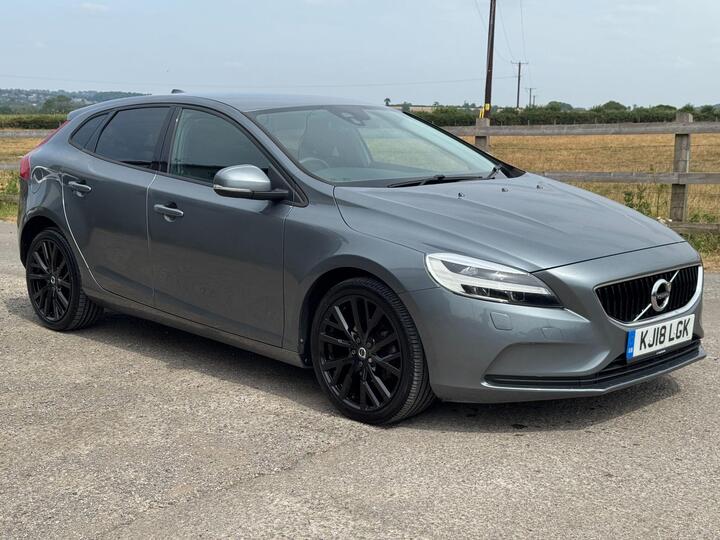 Volvo V40 2.0 D2 Momentum Nav Plus Euro 6 (s/s) 5dr