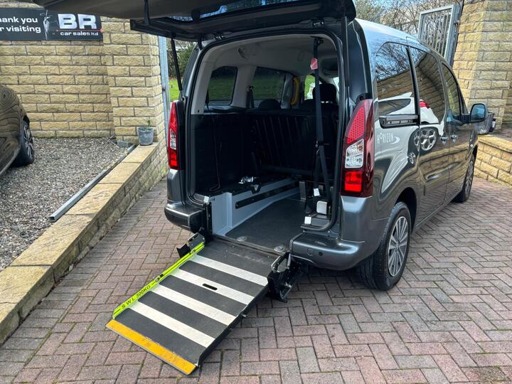 Peugeot Partner Tepee 1.6 HDi Tepee S 5dr Peugeot Partner Tepee 1.6 HDi Tepee S 5dr