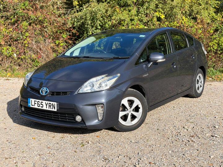 Toyota Prius 1.8 VVT-h T3 CVT Euro 5 (s/s) 5dr