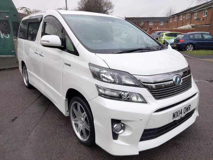 Toyota Vellfire 2.4L Petrol Hybrid Auto Executive 7 Seat