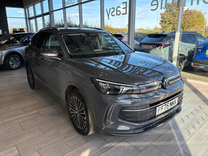Volkswagen Tiguan 1.5 ETSI MHEV Match DSG Euro 6 (s/s) 5dr