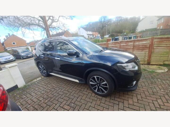 Nissan X-Trail 1.6 DCi Tekna XTRON Euro 6 (s/s) 5dr Nissan X-Trail 1.6 DCi Tekna XTRON Euro 6 (s/s) 5dr