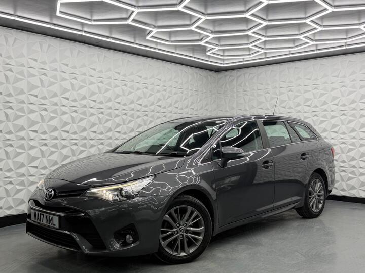Toyota Avensis 1.6 D-4D Business Edition Touring Sports Euro 6 (s/s) 5dr Toyota Avensis 1.6 D-4D Business Edition Touring Sports Euro 6 (s/s) 5dr