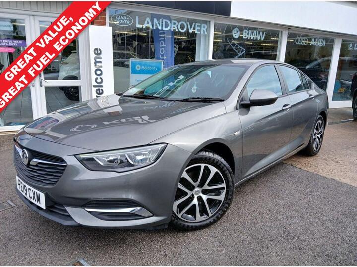 Vauxhall INSIGNIA 1.6 Turbo D EcoTEC Design Nav Grand Sport Euro 6 (s/s) 5dr Vauxhall INSIGNIA 1.6 Turbo D EcoTEC Design Nav Grand Sport Euro 6 (s/s) 5dr