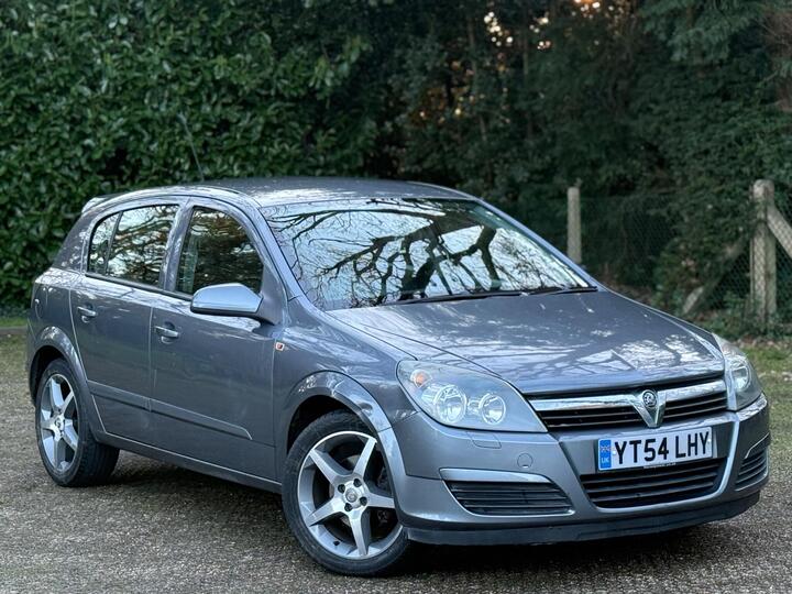 Vauxhall Astra 1.6i 16v Club 5dr Vauxhall Astra 1.6i 16v Club 5dr
