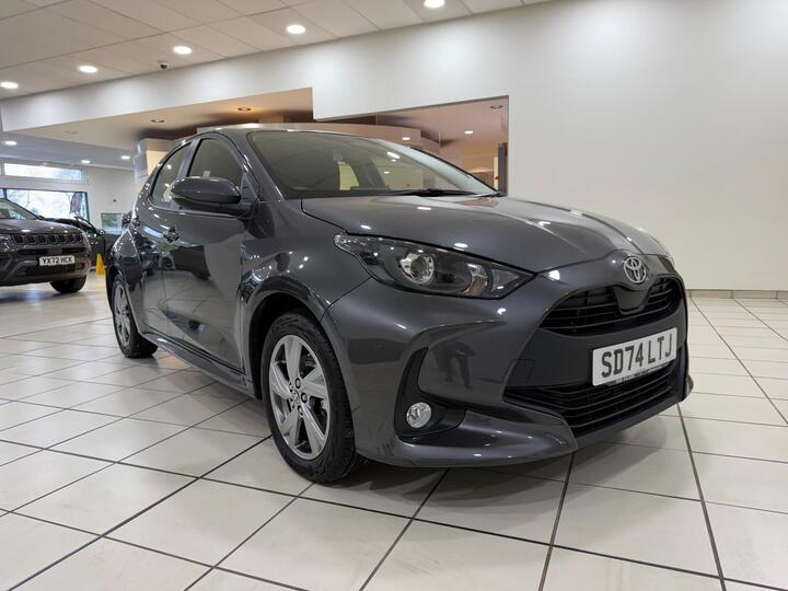 Toyota Yaris 1.5 VVT-h Icon E-CVT Euro 6 (s/s) 5dr