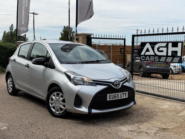 Toyota Yaris 1.0 VVT-i Active Euro 5 5dr