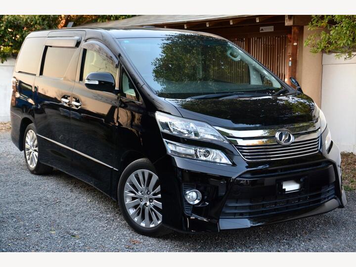 Toyota Vellfire 2.4 Z - Twin Sunroof - Seven Seater