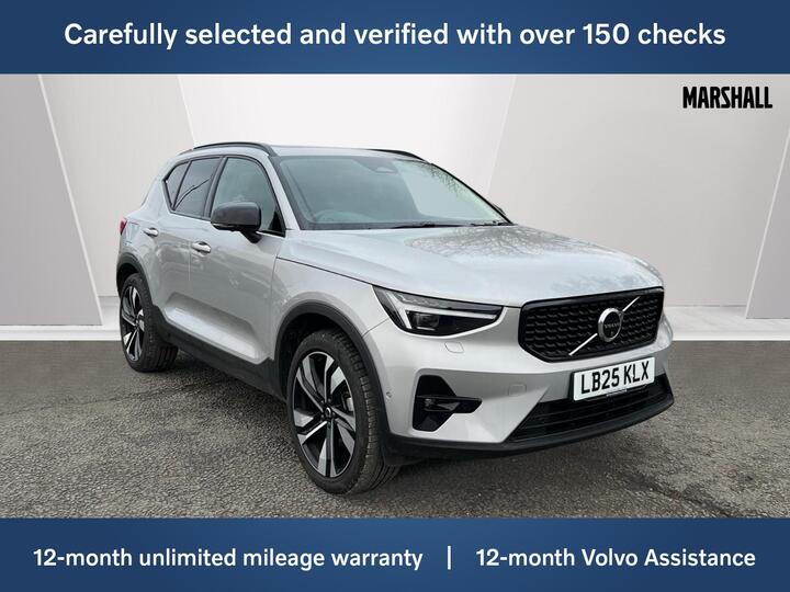 Volvo XC40 2.0 B4 MHEV Ultra Dark DCT Auto Euro 6 (s/s) 5dr