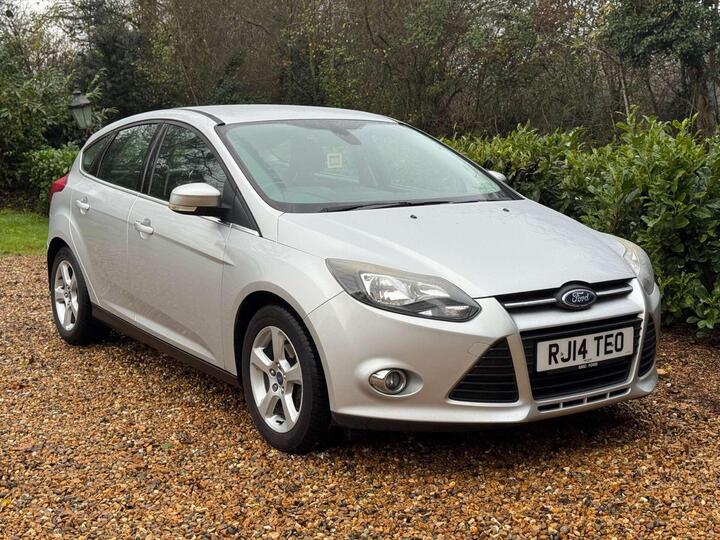 Ford Focus 1.6 TDCi Zetec Navigator Euro 5 (s/s) 5dr