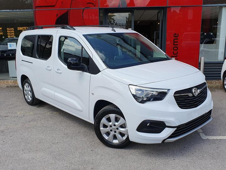 Vauxhall Combo-e Life 50kWh Ultimate XL MPV Auto 5dr (7 Seat 11kW Charger)