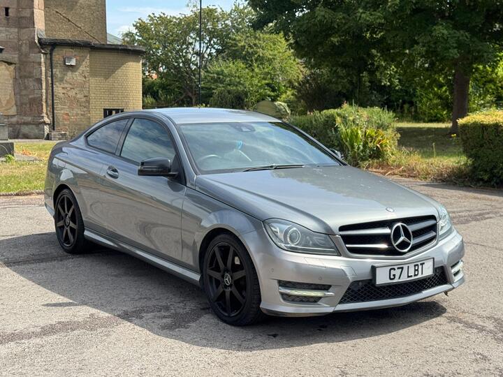 Mercedes-Benz C Class 2.1 C220 CDI BlueEfficiency AMG Sport G-Tronic+ Euro 5 (s/s) 2dr