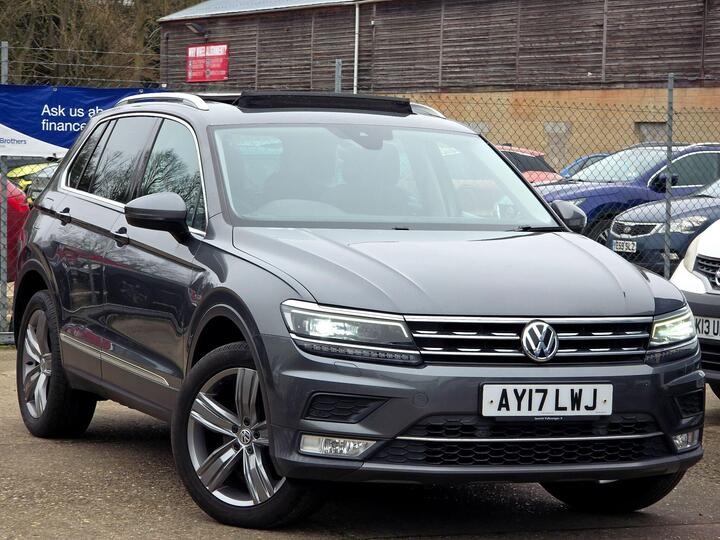 Volkswagen Tiguan 2.0 TDI BlueMotion Tech SEL DSG 4Motion Euro 6 (s/s) 5dr