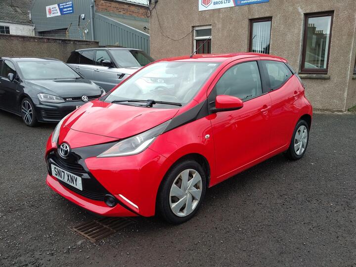 Toyota AYGO 1.0 VVT-i X-play Euro 6 5dr