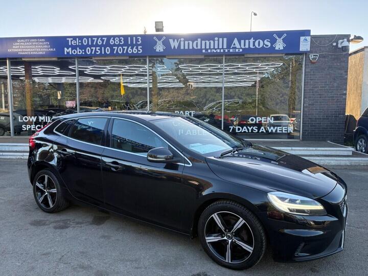 Volvo V40 2.0 D2 R-Design Nav Plus Euro 6 (s/s) 5dr