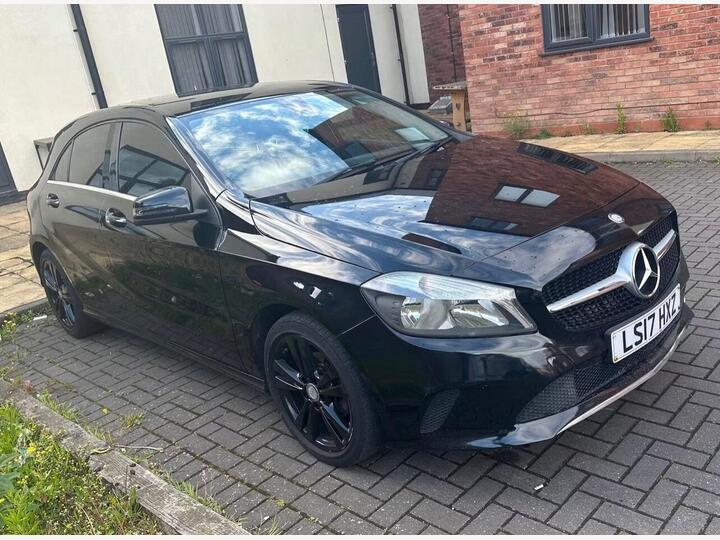 Mercedes-Benz A Class 1.5 A180d Sport 7G-DCT Euro 6 (s/s) 5dr Mercedes-Benz A Class 1.5 A180d Sport 7G-DCT Euro 6 (s/s) 5dr