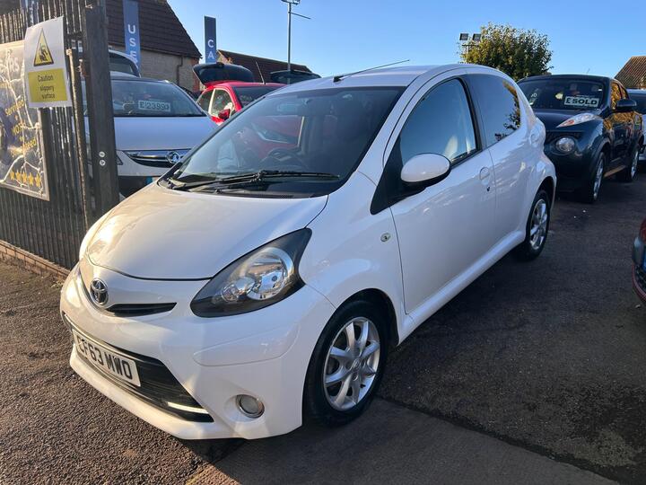 Toyota AYGO 1.0 VVT-i Mode Euro 5 5dr