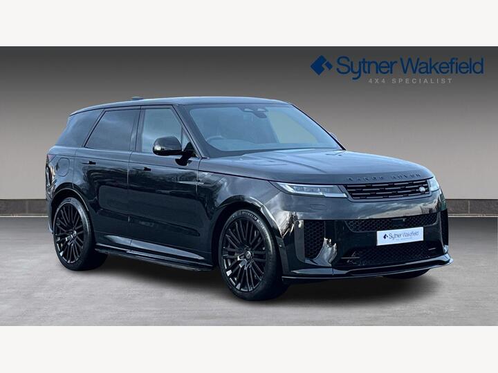 Aston Martin RANGE ROVER SPORT 4.0 V8 707 Auto 4WD Euro 6 (s/s) 5dr Aston Martin RANGE ROVER SPORT 4.0 V8 707 Auto 4WD Euro 6 (s/s) 5dr
