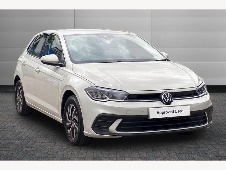 Volkswagen Polo 1.0 TSI Life Euro 6 (s/s) 5dr Volkswagen Polo 1.0 TSI Life Euro 6 (s/s) 5dr