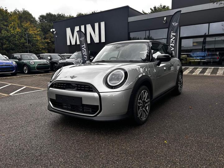 MINI Cooper 1.5C Classic Steptronic Euro 6 (s/s) 3dr