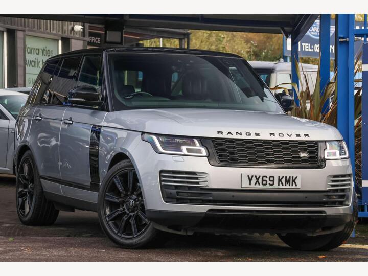 Land Rover RANGE ROVER 3.0 SD V6 Vogue SE Auto 4WD Euro 6 (s/s) 5dr Land Rover RANGE ROVER 3.0 SD V6 Vogue SE Auto 4WD Euro 6 (s/s) 5dr