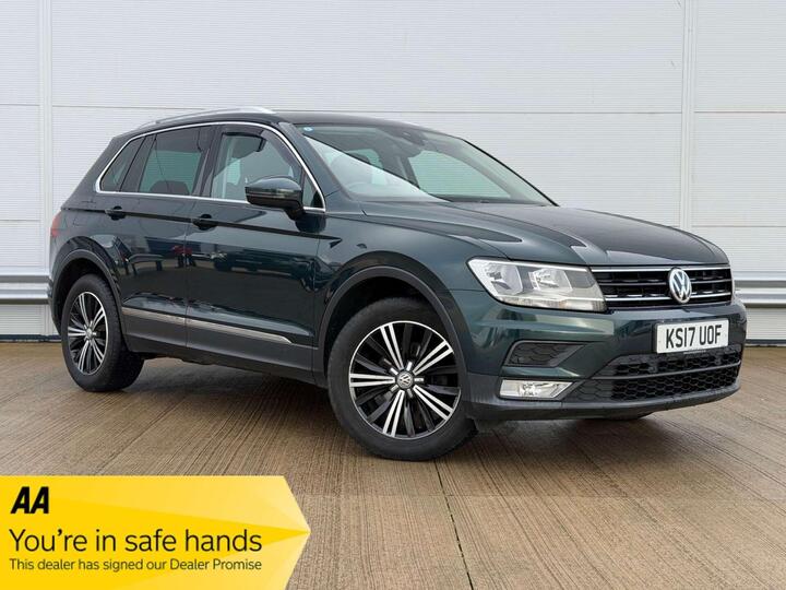 Volkswagen Tiguan 2.0 TDI BlueMotion Tech SE Navigation 4Motion Euro 6 (s/s) 5dr Volkswagen Tiguan 2.0 TDI BlueMotion Tech SE Navigation 4Motion Euro 6 (s/s) 5dr