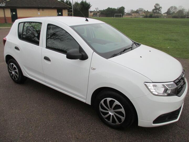Dacia Sandero 1.0 SCe Ambiance Euro 6 5dr
