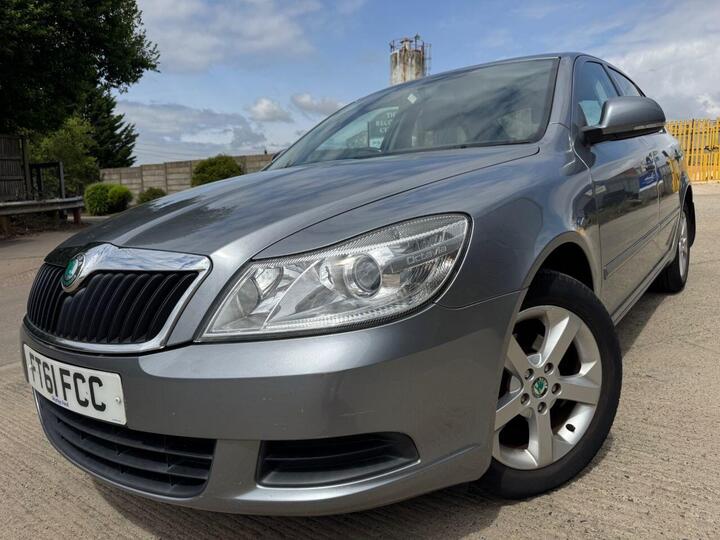 Skoda OCTAVIA 1.6 TDI SE Plus Euro 5 5dr