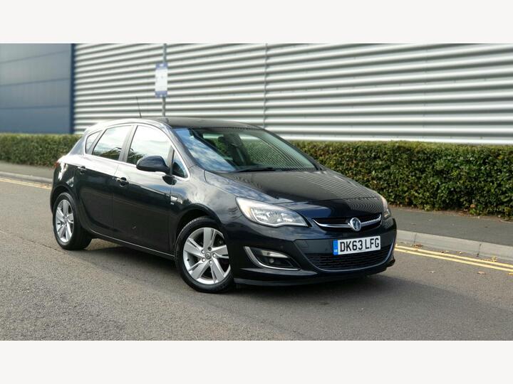 Vauxhall Astra 2.0 CDTi EcoFLEX SRi Euro 5 (s/s) 5dr