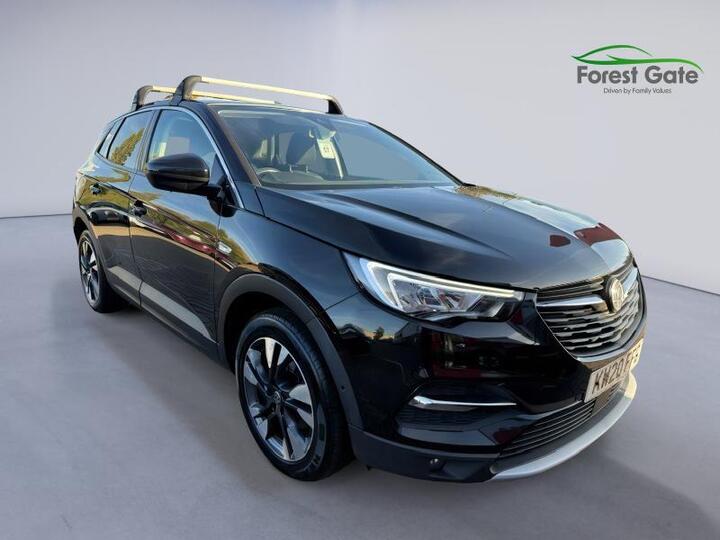 Vauxhall Grandland X 1.2 Turbo SE Premium Euro 6 (s/s) 5dr