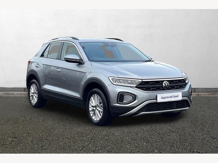 Volkswagen T-ROC 1.5 TSI Life DSG Euro 6 (s/s) 5dr Volkswagen T-ROC 1.5 TSI Life DSG Euro 6 (s/s) 5dr