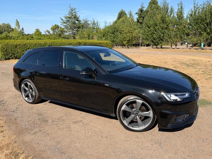 Audi A4 Avant 2.0 TDI 40 Black Edition S Tronic Quattro Euro 6 (s/s) 5dr