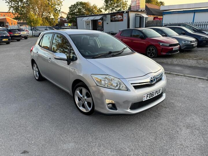 Toyota Auris 1.8 VVT-h T Spirit CVT Euro 5 (s/s) 5dr