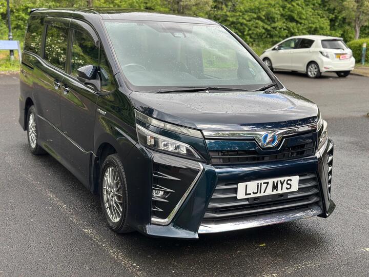 Toyota Noah N/A