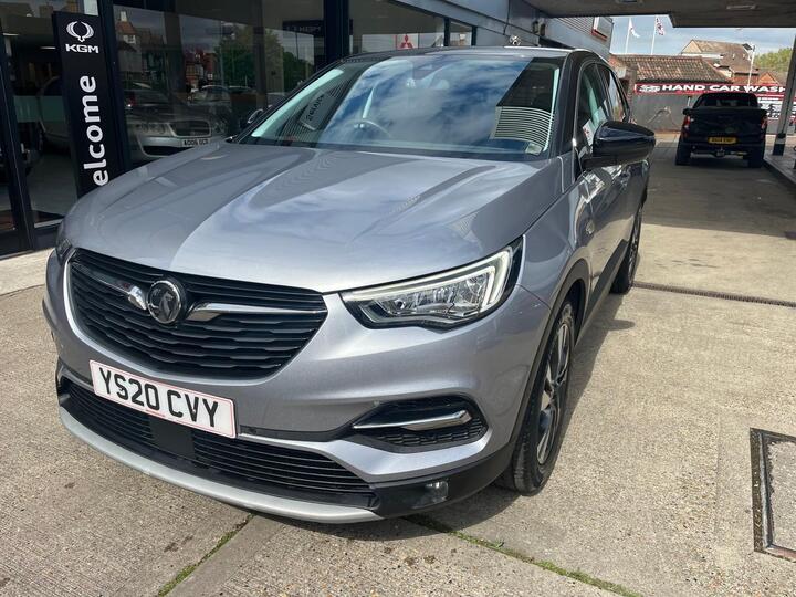 Vauxhall Grandland X 1.2 Turbo SRi Nav Euro 6 (s/s) 5dr
