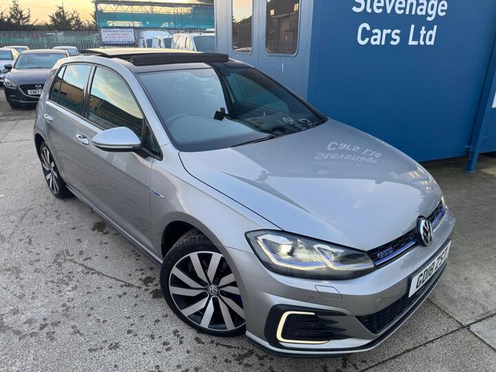 Volkswagen Golf 1.4 TSI 8.7kWh GTE Advance DSG Euro 6 (s/s) 5dr