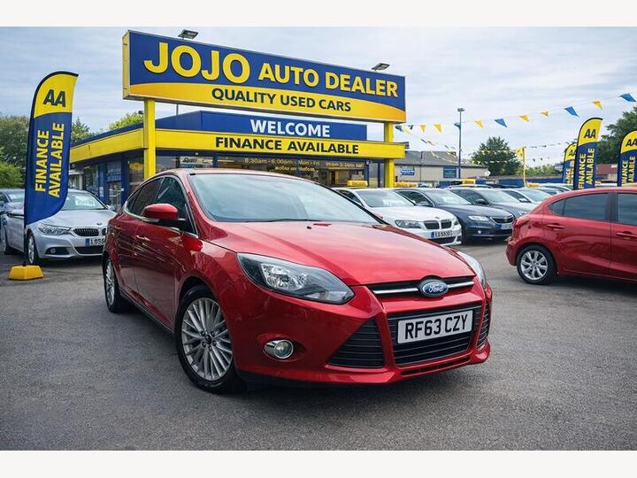 Ford Focus 1.0T EcoBoost Zetec Euro 5 (s/s) 5dr