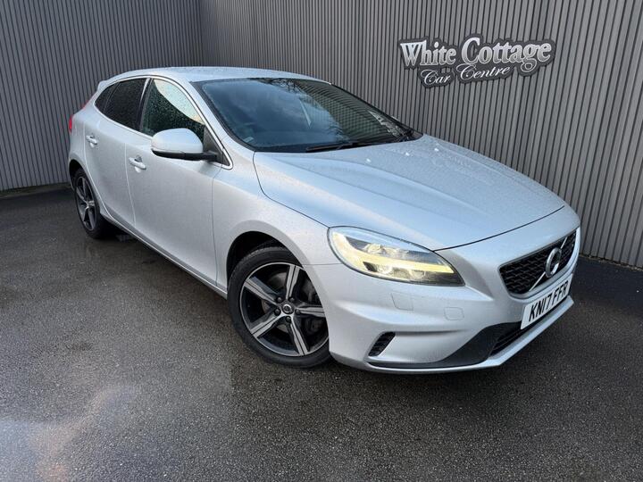 Volvo V40 2.0 D3 R-Design Nav Plus Euro 6 (s/s) 5dr