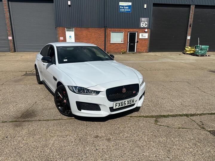 Jaguar XE 3.0 V6 S Auto Euro 6 (s/s) 4dr