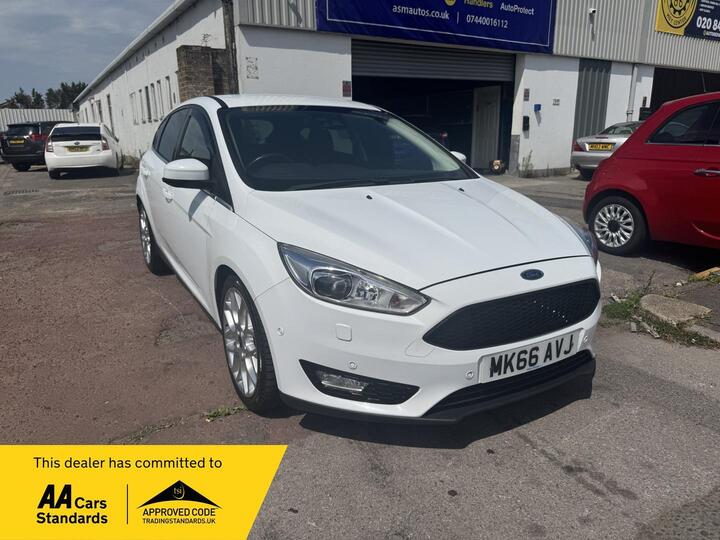 Ford Focus 1.0T EcoBoost Titanium X Euro 6 (s/s) 5dr