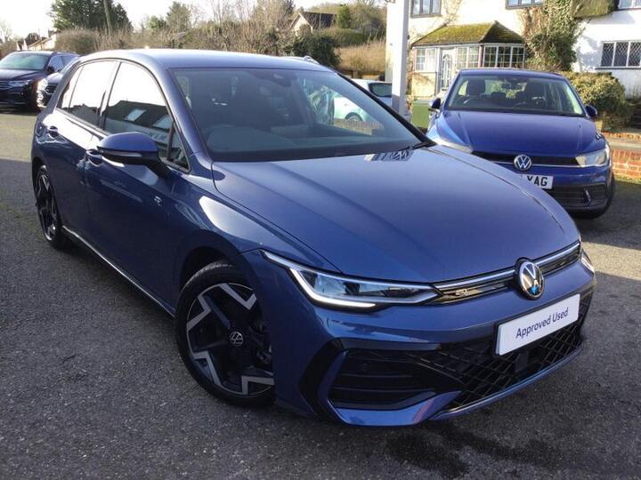 Volkswagen Golf 1.5 ETSI MHEV R-Line DSG Euro 6 (s/s) 5dr