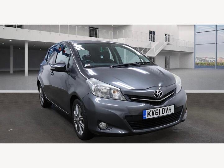 Toyota Yaris 1.33 Dual VVT-i SR Euro 5 (s/s) 5dr