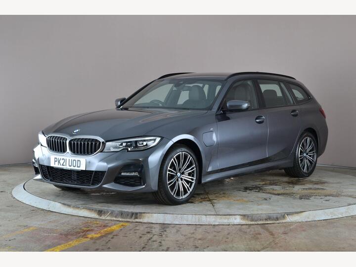 BMW 3 Series 2.0 330e 12kWh M Sport Touring Auto Euro 6 (s/s) 5dr