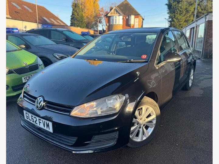 Volkswagen Golf 1.6 TDI BlueMotion Tech SE Euro 5 (s/s) 5dr Volkswagen Golf 1.6 TDI BlueMotion Tech SE Euro 5 (s/s) 5dr