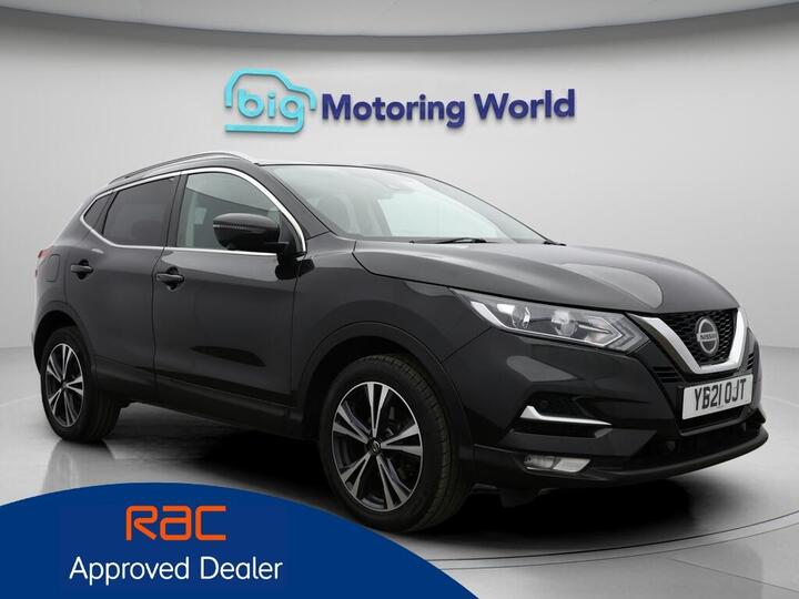 Nissan Qashqai 1.3 DIG-T N-Connecta Euro 6 (s/s) 5dr