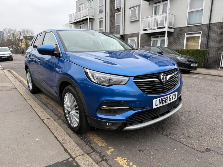 Vauxhall Grandland X 1.2 Turbo Tech Line Nav Auto Euro 6 (s/s) 5dr Vauxhall Grandland X 1.2 Turbo Tech Line Nav Auto Euro 6 (s/s) 5dr