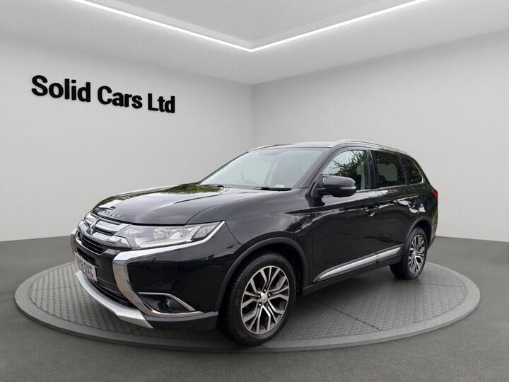 Mitsubishi OUTLANDER 2.2 DI-D 4 Auto 4WD Euro 6 5dr Mitsubishi OUTLANDER 2.2 DI-D 4 Auto 4WD Euro 6 5dr