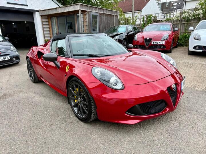 Alfa Romeo 4C 1750 TBi Spider TCT Euro 6 2dr Alfa Romeo 4C 1750 TBi Spider TCT Euro 6 2dr